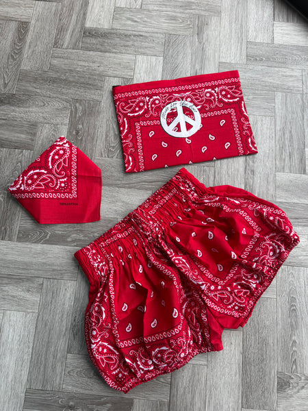 BANDANA SHORTS, TIE & CLUTCH BAG