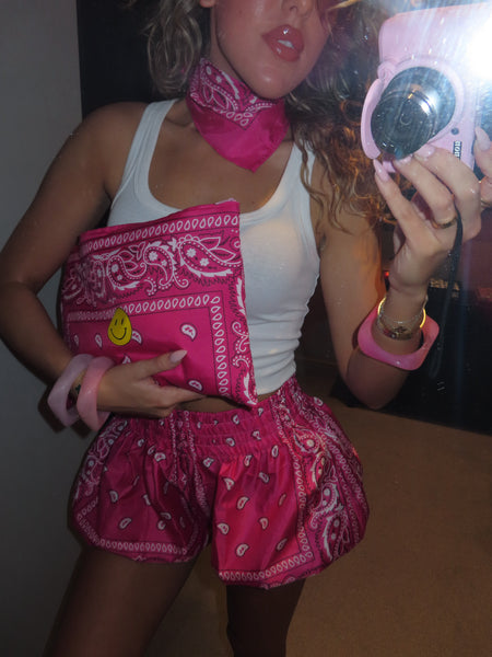 BANDANA SHORTS, BAG, NECK TIE SIZE 10