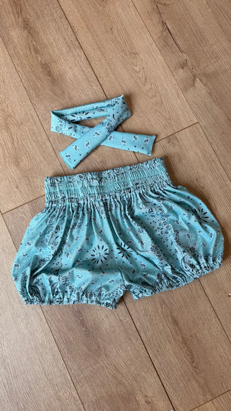 BANDANA SHORTS SIZE 6-8