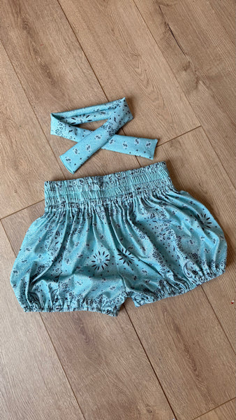 BANDANA SHORTS SIZE 6-8