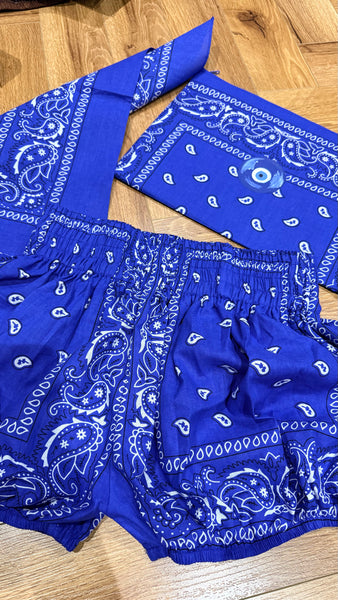 SIZE 10-12 BANDANA SHORTS, TIE & CLUTCH BAG